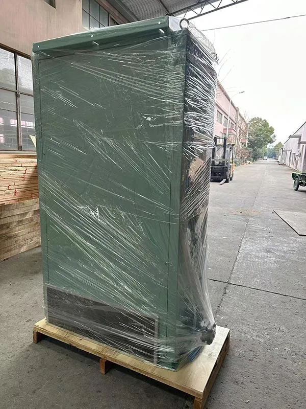 Air-cooled-marine-air-conditioners-packing-and-delivery