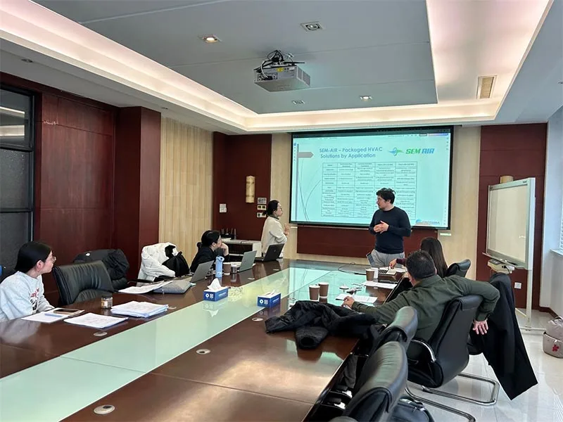 Hicon introduces the company to Mexican clients